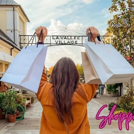 Confort & Spacieux Family Travel Pour 6 - 10' To Disneyland Paris 25' To Paris - In Front Of Train Station Rer A Apartament