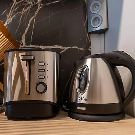 Confort & Spacieux Family Travel Pour 6 - 10' To Disneyland Paris 25' To Paris - In Front Of Train Station Rer A Torcy (Seine-et-Marne)